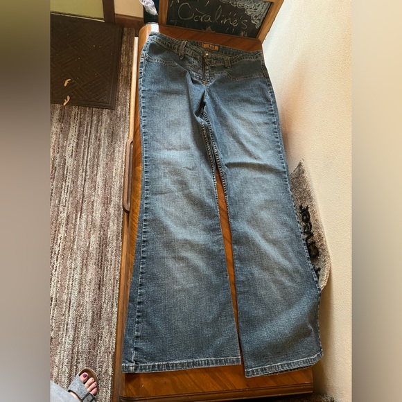 LEI Flare & Wide Leg Jeans - Picture 1 of 5